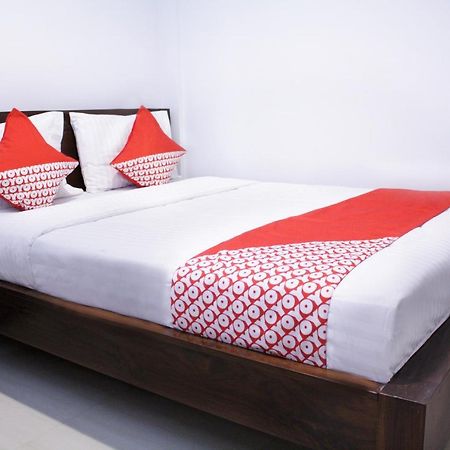 Oyo 245 Juana 21 Hotel Jakarta Ngoại thất bức ảnh