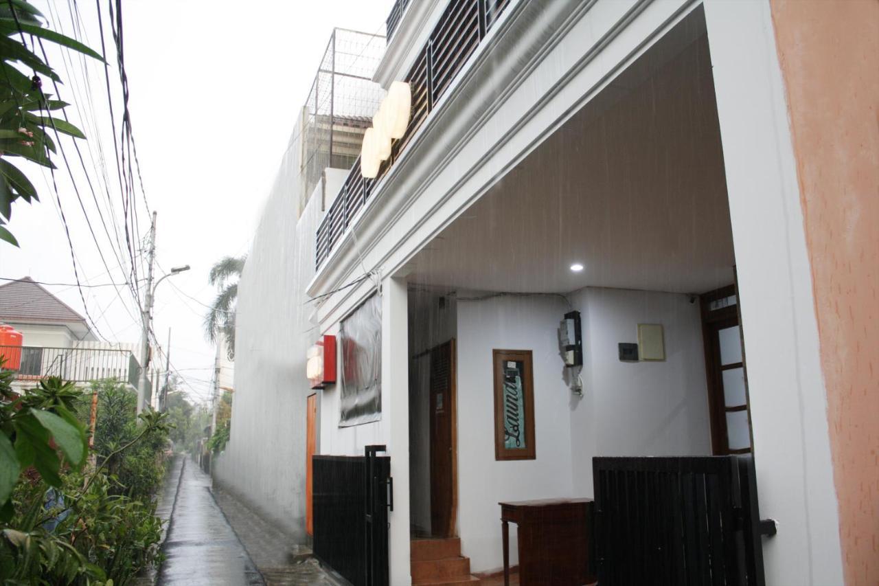 Oyo 245 Juana 21 Hotel Jakarta Ngoại thất bức ảnh