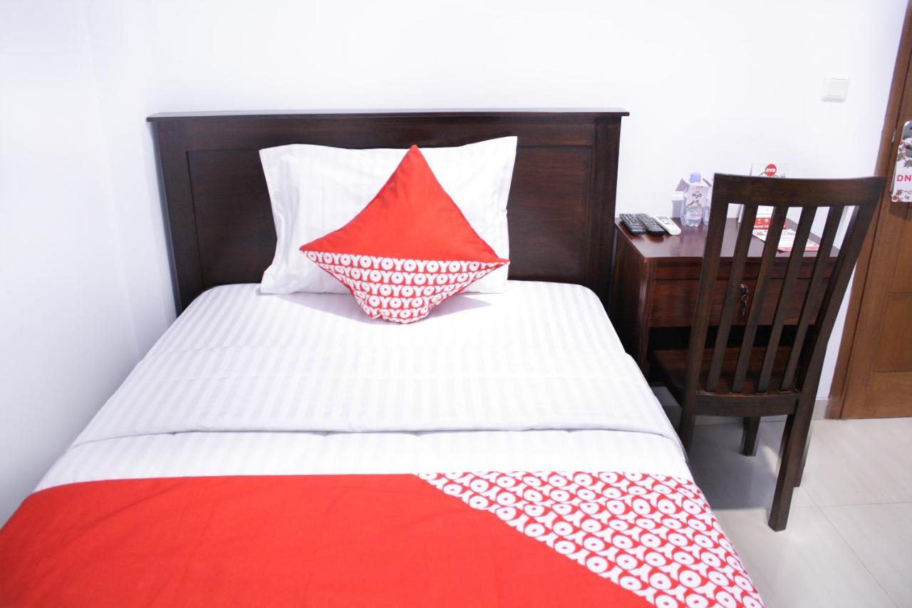 Oyo 245 Juana 21 Hotel Jakarta Ngoại thất bức ảnh