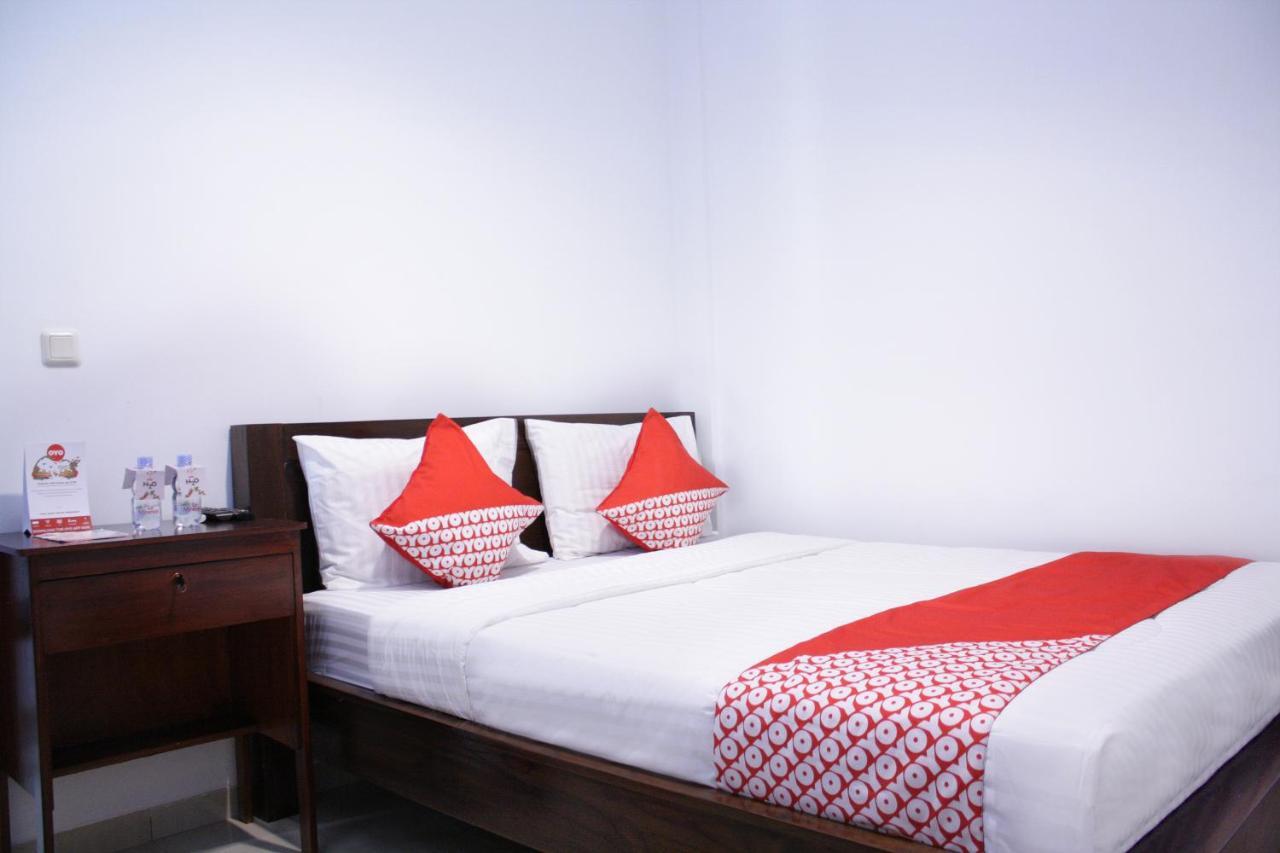 Oyo 245 Juana 21 Hotel Jakarta Ngoại thất bức ảnh